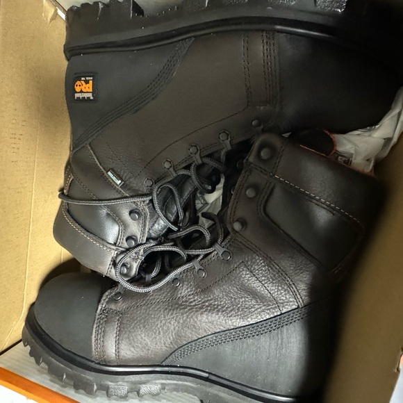 Timberland - Picture 2 of 4